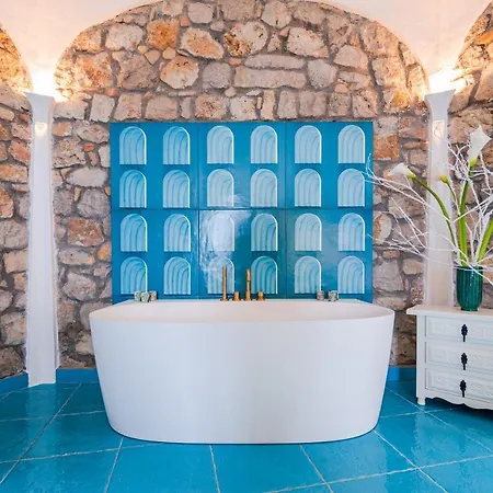 Hotel Grand Le Rocce