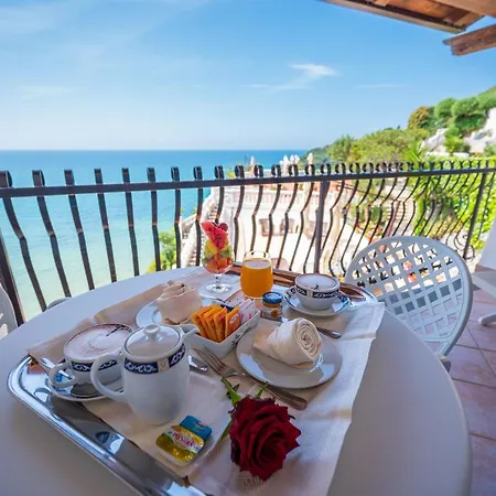 Grand Le Rocce Gaeta