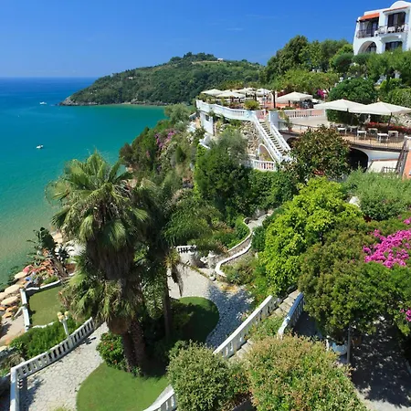 Grand Le Rocce