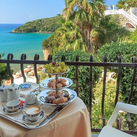 Grand Le Rocce Gaeta