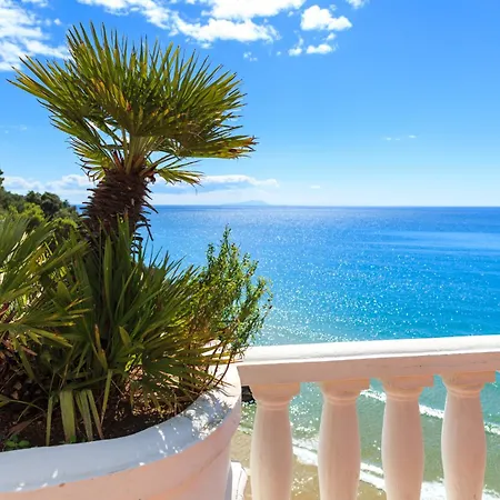 Hotel Grand Le Rocce